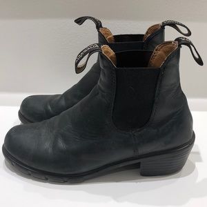 Blundstone Boots size 7